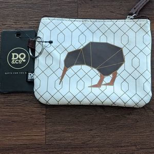 𝅺NWT DQ&Co coin purse
